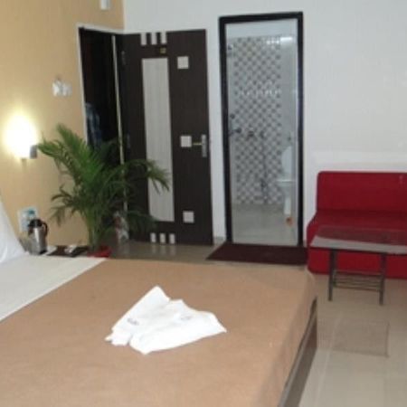 Linear Inn Indore Exterior photo