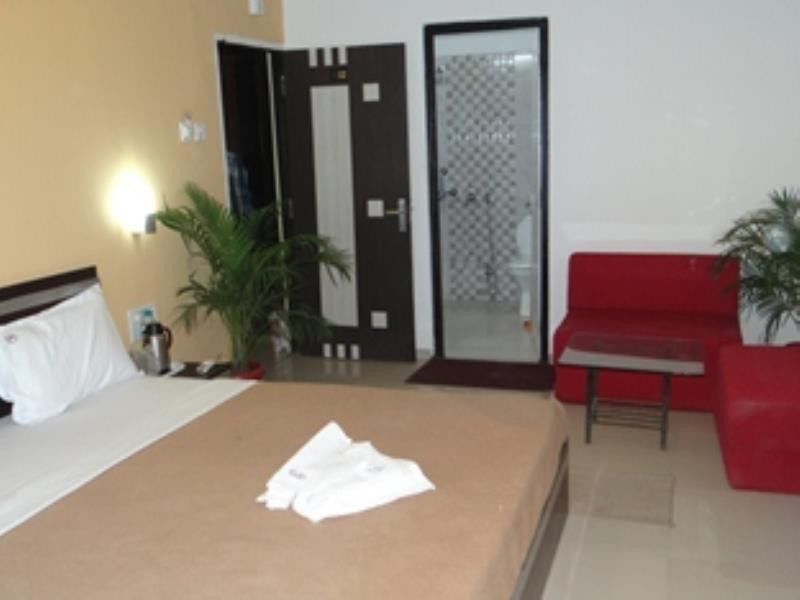 Linear Inn Indore Exterior photo